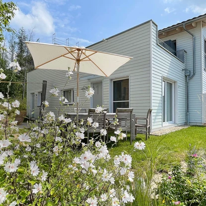 HAUS IM SCHILF HAUS IM SCHILF